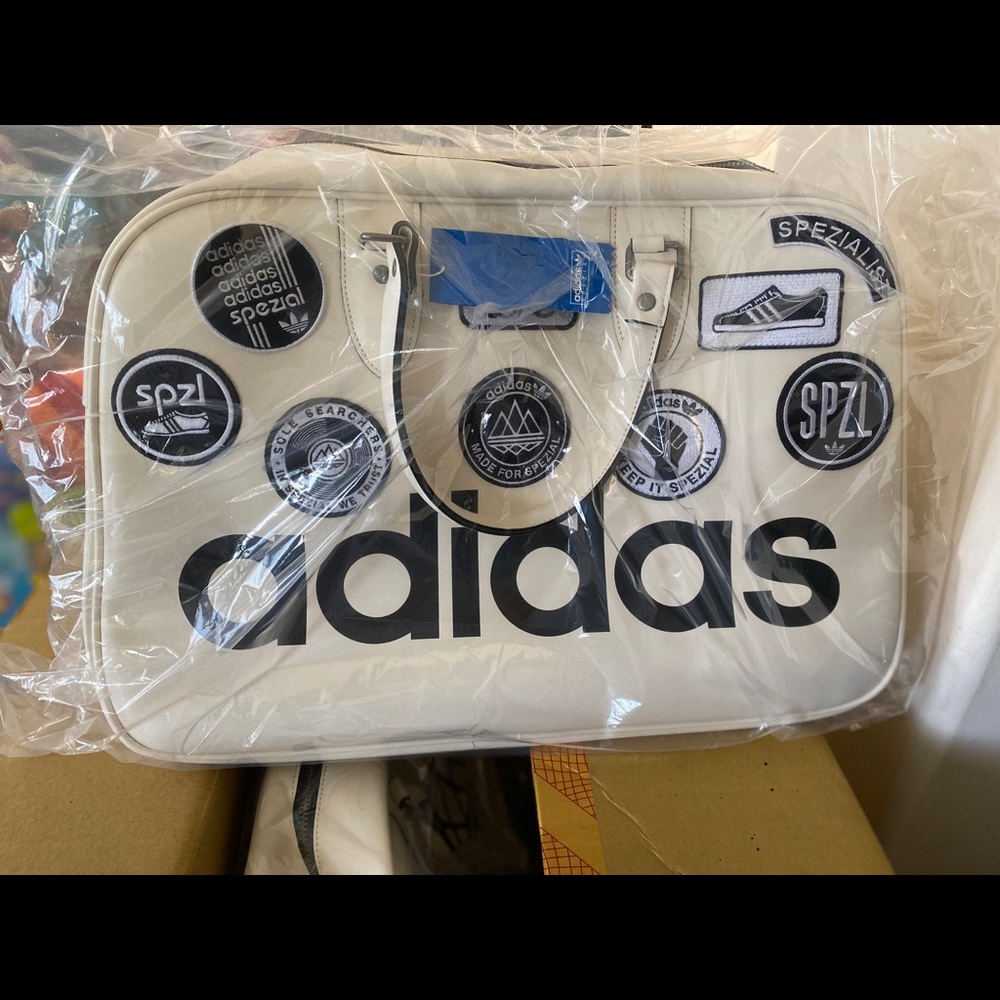Limited addition adidas Parbold spezial 2020 bag.